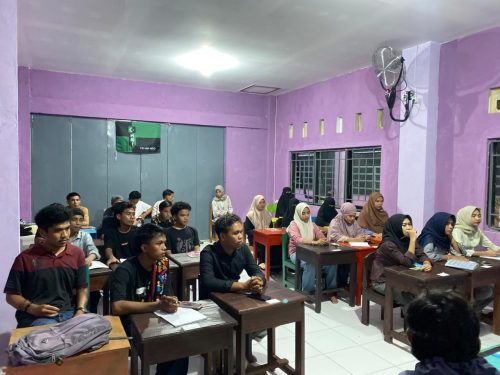 Peserta Dan Tamu Undangan Yang Hadir Pada Kegiatan Opening Ceremony Basic Training (LK I) HMI Komisariat Se-Ummat. (Fen/Ist)