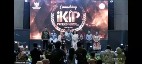 Komisi Informasi Pusat (KIP) melaunching Hasil Indeks Keterbukan Informasi Publik (IKIP) 2024, Kamis (17/10/2024). Kegiatan tersebut diikuti oleh 34 Badan Publik dari 34 Provinsi se-Indonesia, Kementerian, Lembaga, BUMN dan Badan Publik pusat lainnya. (Iba/Ist)