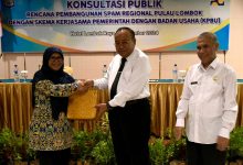 Sekretaris Daerah (Sekda) Provinsi Nusa Tenggara Barat (NTB) Lalu Gita Ariadi membuka secara resmi konsultasi publik untuk rencana pembangunan Sistem Penyediaan Air Minum (SPAM) Regional Pulau Lombok dengan skema Kerja Sama Pemerintah dan Badan Usaha (KPBU), Rabu 6 november 2024. (Iam)