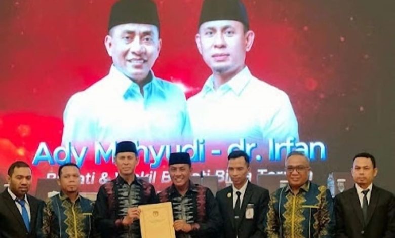 Pasangan Bupati dan Wakil Bupati Bima Ady Mahyudi - Irfan (Ady-Irfan) resmi ditetapkan menjadi Bupati dan Wakil Bupati Kabupaten Bima terpilih periode 2025-2030.