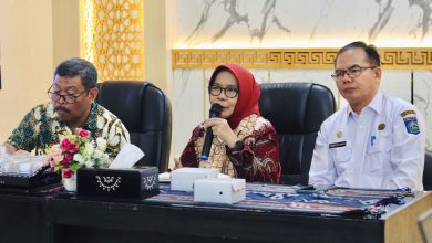 Kepala BRIDA NTB, I Gede Putu Aryadi bersama sejumlah akademisi dan praktisi matangkan riset tematik 2025. (Iam)
