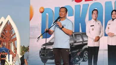 Gubernur NTB Lalu Muhamad Iqbal saat memberikan sambutan pada peluncuran gebyar diskon pajak kendaraan bermotor tahun 2025 di teras Udayana kota Mataram, Minggu 29 Juni 2025. (Iba)