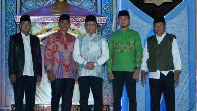 Wali Kota Bima Arahman, bersama Camat Raba, dan tokoh agama saat menghadiri pembukaan MTQ ke-18 tingkat kecamatan raba (Fen/Ist)