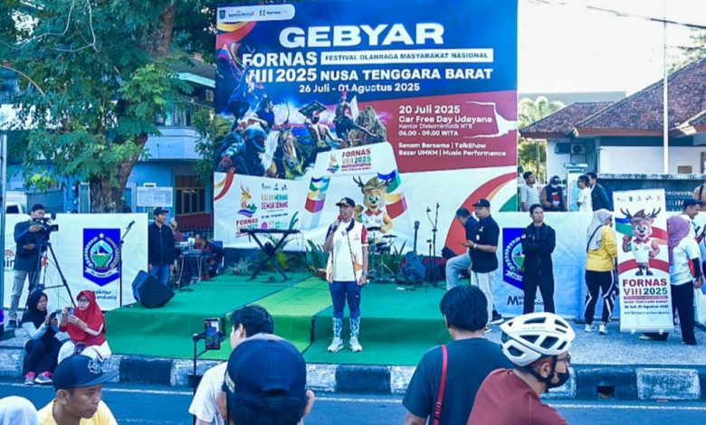 Kepala Diskominfotik NTB Yusron Hadi, saat membuka gebyar FORNAS VIII NTB 2025 (Fen/Ist)