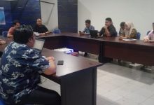 Anggota Bidang PTIK dan Bidang Persandian Diskominfotik NTB saat menggelar Bimbingan Teknis (BIMTEK) CSIRT/TTIS. (Fen/Ist)