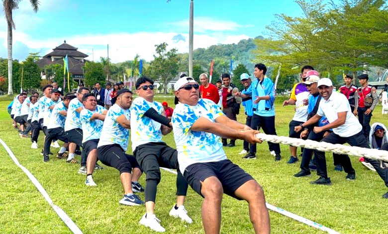 Tim Tarik Tambang Maluku Utara. (Fen/Ist)