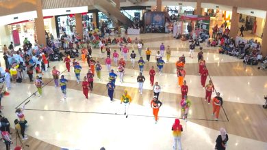Tim senam tulang Jawa Timur, saat tampil di Lombok Epicentrum Mall Mataram. (Fen/Ist)