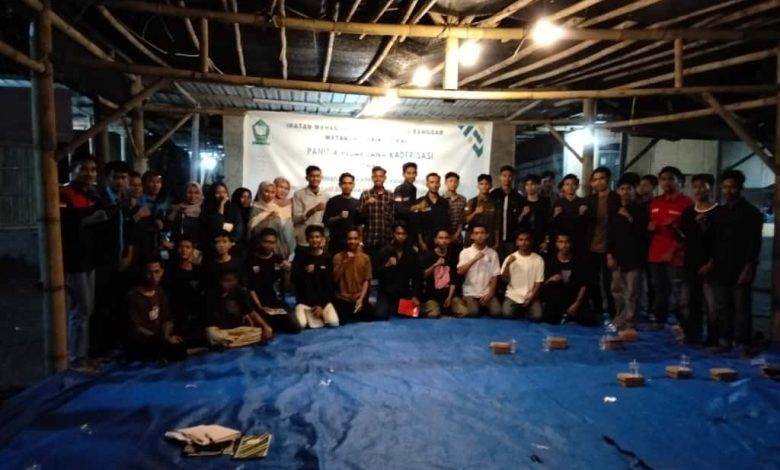 Foto bersama usai pembukaan kaderisasi IMBIKASAMA. (Fen/Rinjanipost)