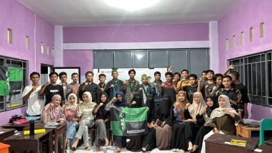 Foto bersama usai opening ceremony Basic Training (LK I) HMI Komisariat Hijau Hitam & Komisariat Bulan Sabit. (Fen/Ist)