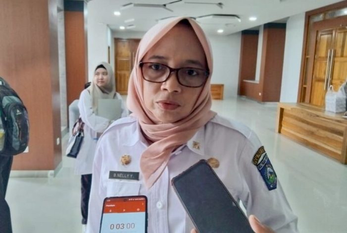 Baiq Nelly Yuniarti, Kepala BDPSM NTB, saat diwawancara oleh media. (Fen/Ist)